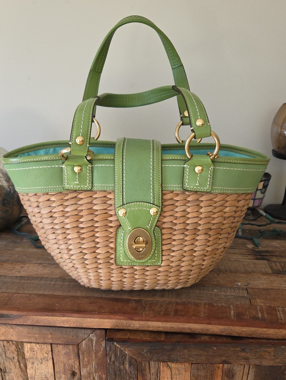 Coach Legacy Woven Straw Basket Tote With Green Trim - Picture 2 of 16